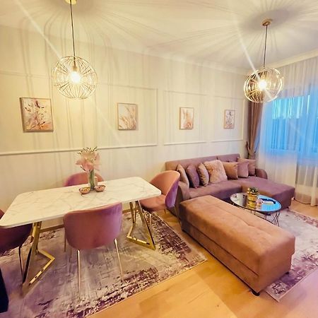 Apartmán Stan Na Dan "Apartman Purple" Banja Luka Exteriér fotografie