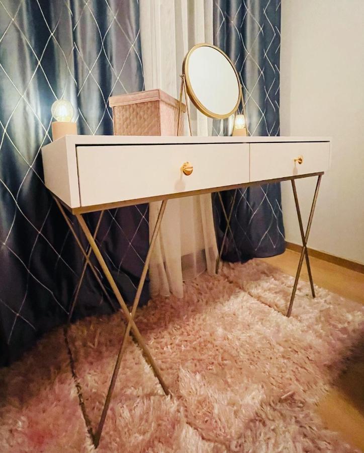Apartmán Stan Na Dan "Apartman Purple" Banja Luka Exteriér fotografie